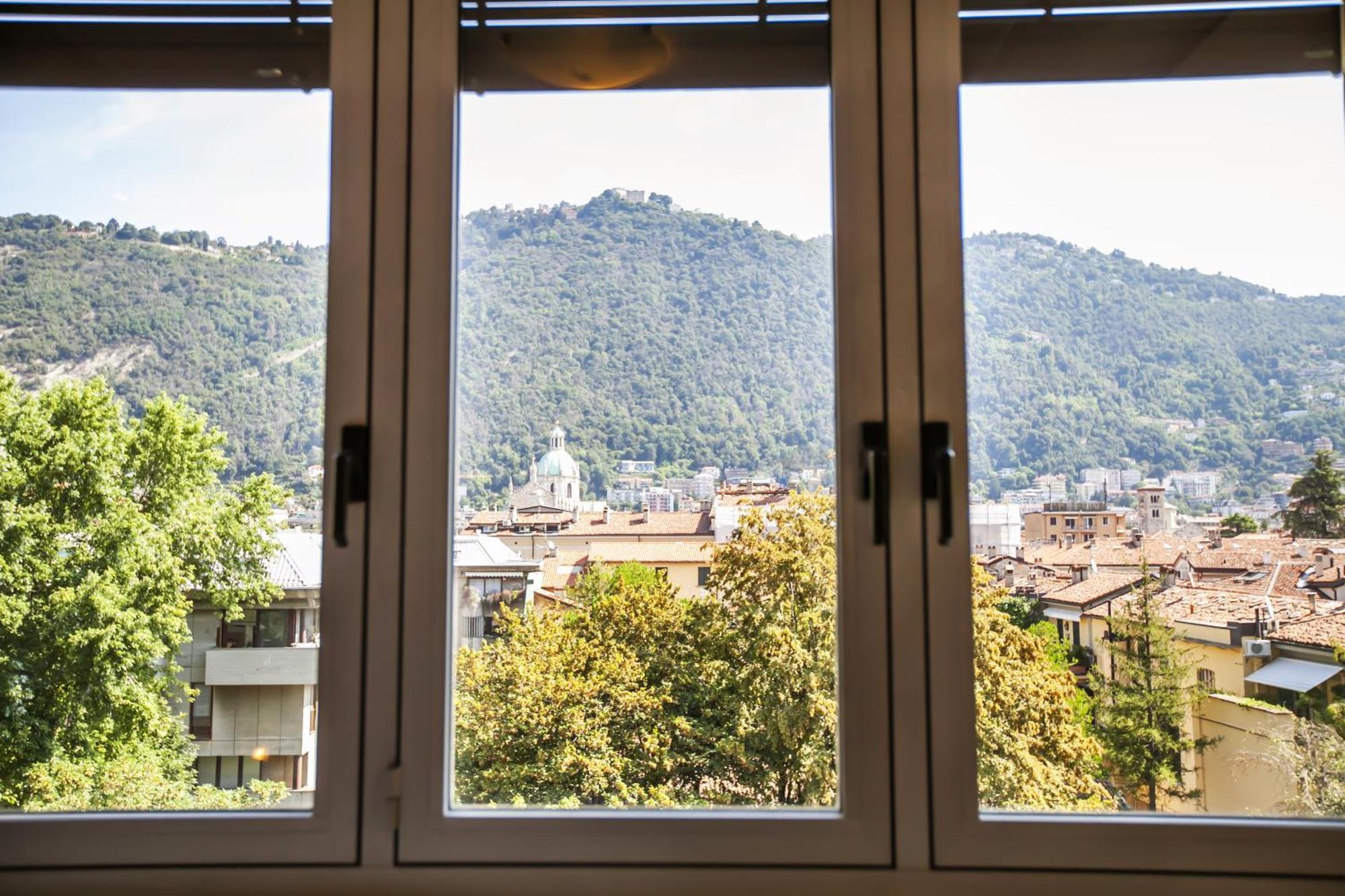 Skyline Appartement Como Buitenkant foto